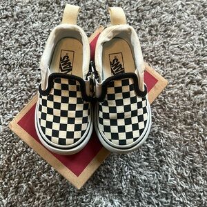 Toddler checkered slip on Velcro vans. 5